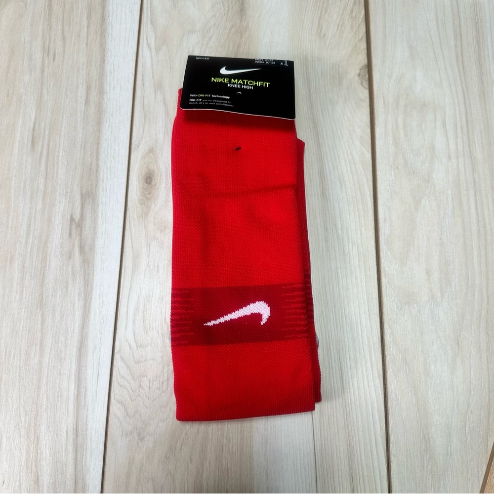 Nike Matchfit Knee High Soccer Socks Men 8-12 Women10-13 Red w White Logo DriFit